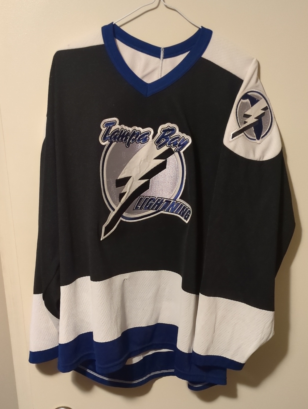 Vintage Tampa Bay Lightning Jersey